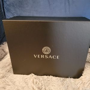 Versace Men's Sneaker Shoebox (Size 8.5)